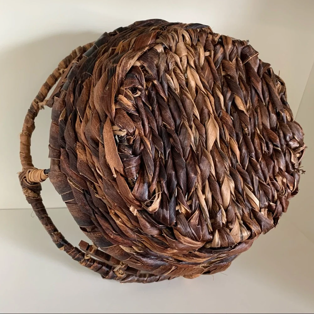 Large elephant basket